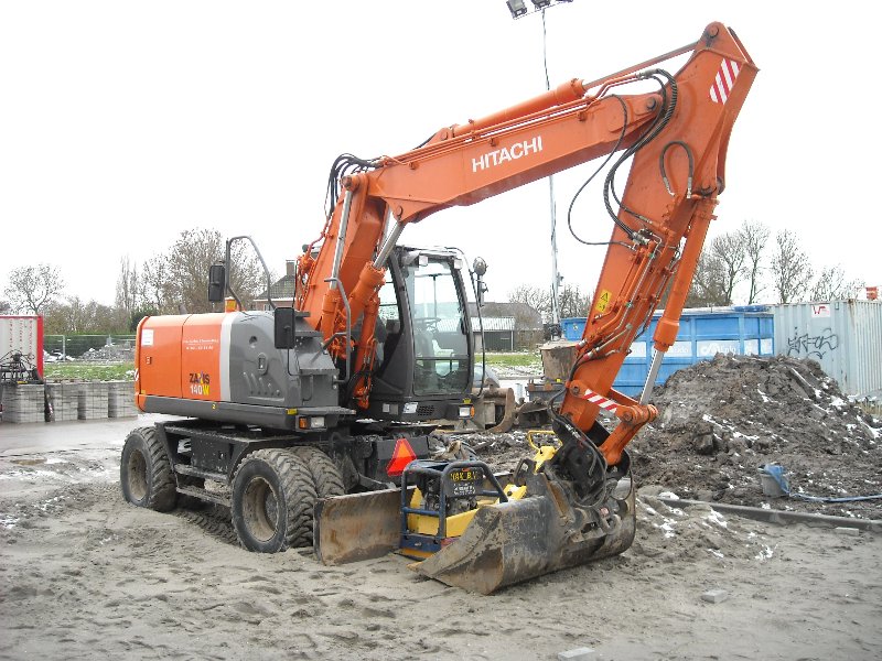 Houweling Zaxis 140 W (3).jpg