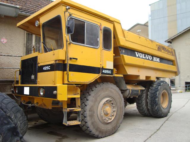 Volvo BM 425C(3).jpg