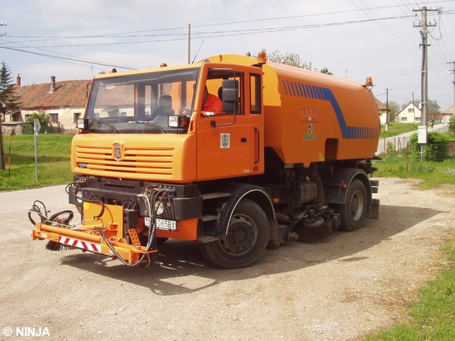 Praga_Grand_4x4_zametac_TRILETY_05.jpg