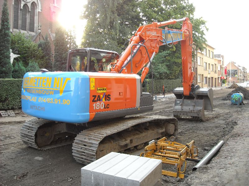 Zaxis 180 (3).jpg