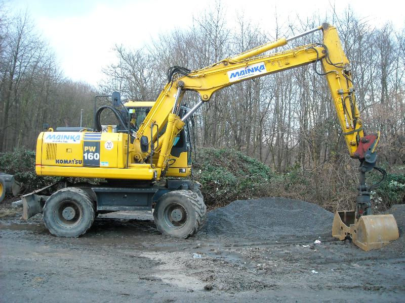 Komatsu PW 160 Mainka (3).jpg