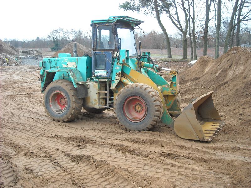 Komatsu W 60 (1).jpg