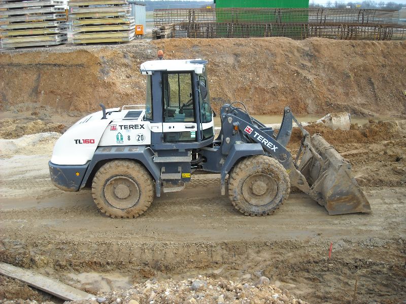 Terex TL 160 Kukor (2).jpg