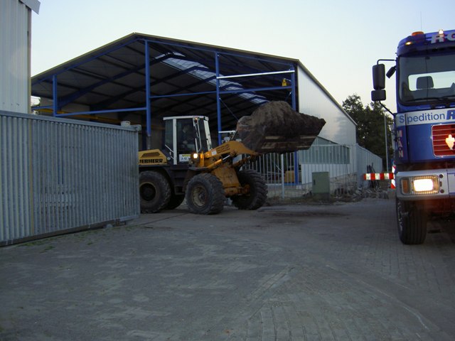 Rolfes Liebherr 522 1.jpg