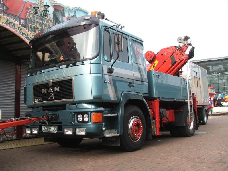 MAN F 90 -000 (2).jpg