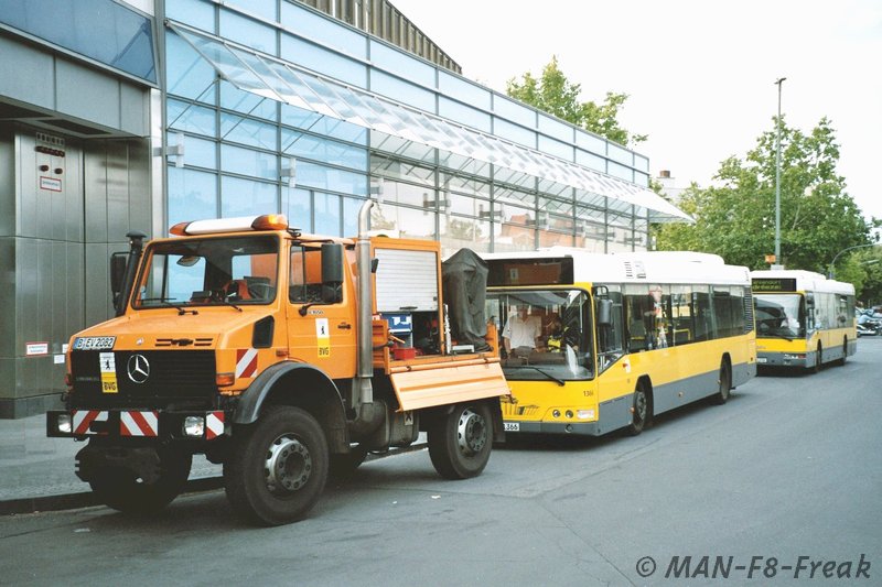 BUS Schlepper+Service_(Unimog U1650)_2004_02.jpg