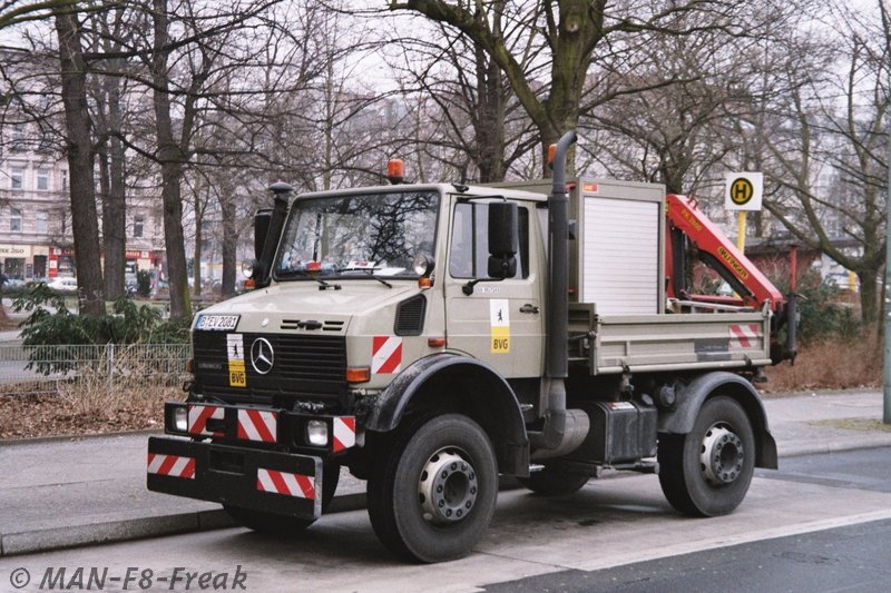 BUS Schlepper+Service_(Unimog U1650)_2005_01.jpg