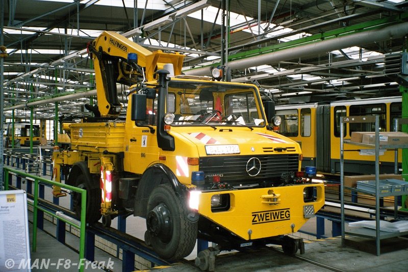 TRAM Service-Kran 2004 (Unimog)_01.jpg