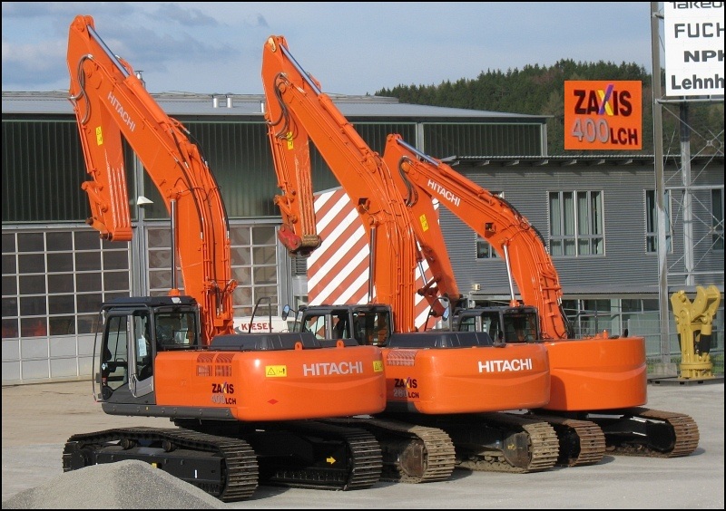 hitachi400.jpg