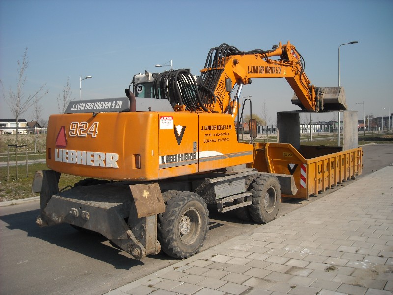 A 924 Hoeven & zn (1).jpg