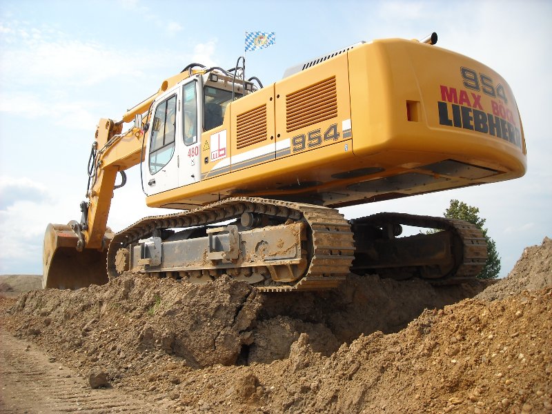 Max B&ouml;gl R 954 C (7).jpg