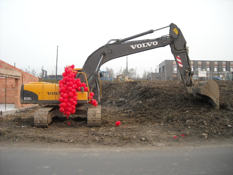 Volvo EC 210 C (2).jpg