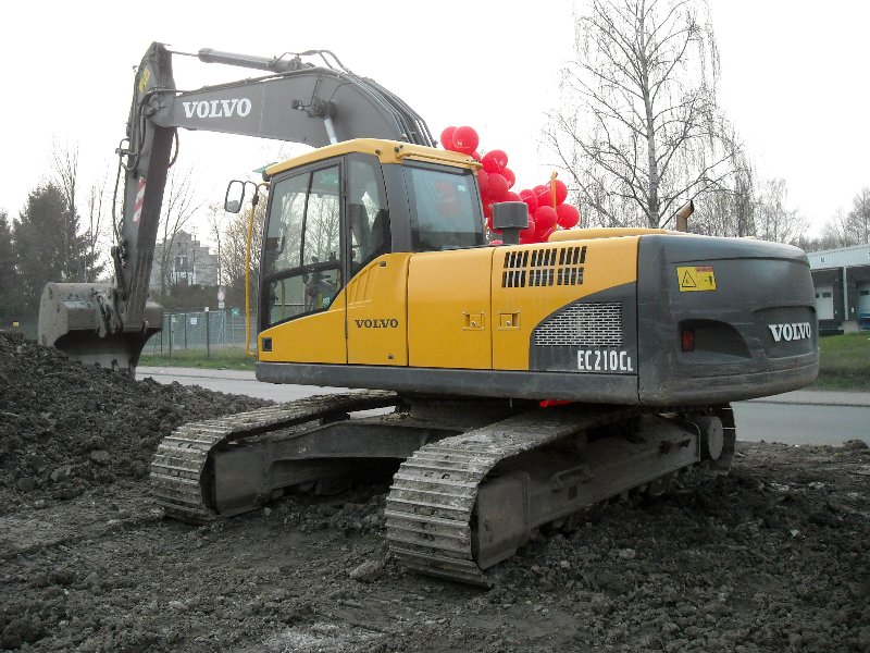 Volvo EC 210 C (4).jpg