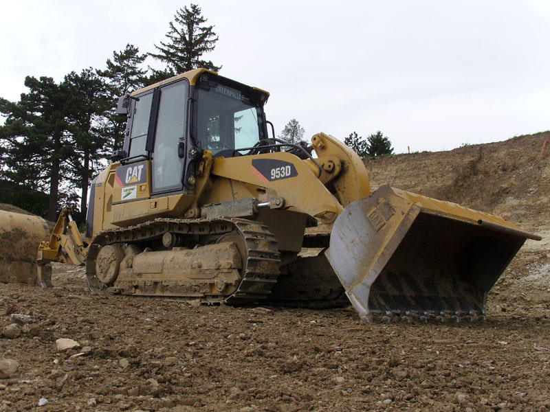 Cat 953D Larcher.jpg