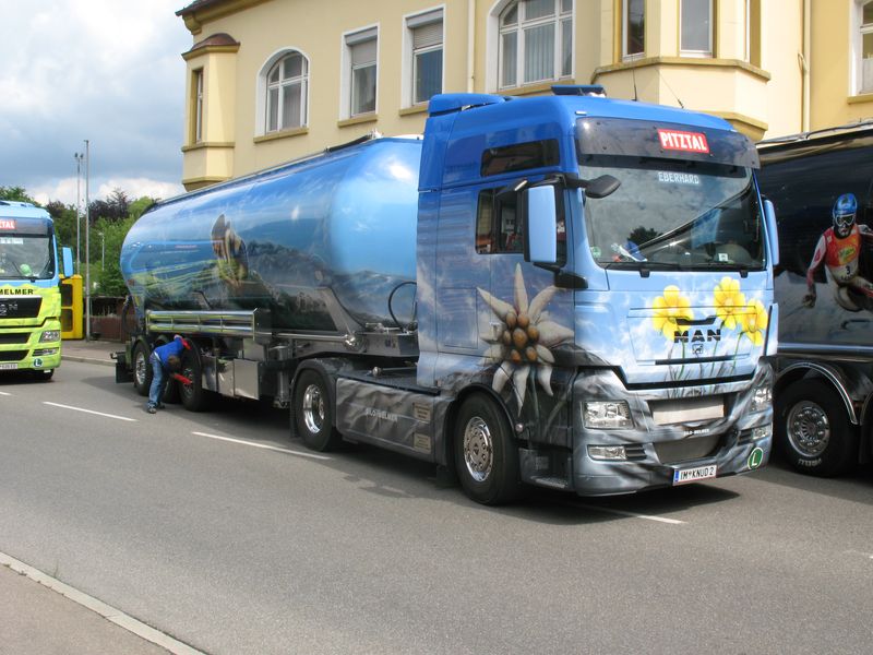  MAN-TGX-18-xxx-Melmer-Eberhard_20090620_
001.jpg