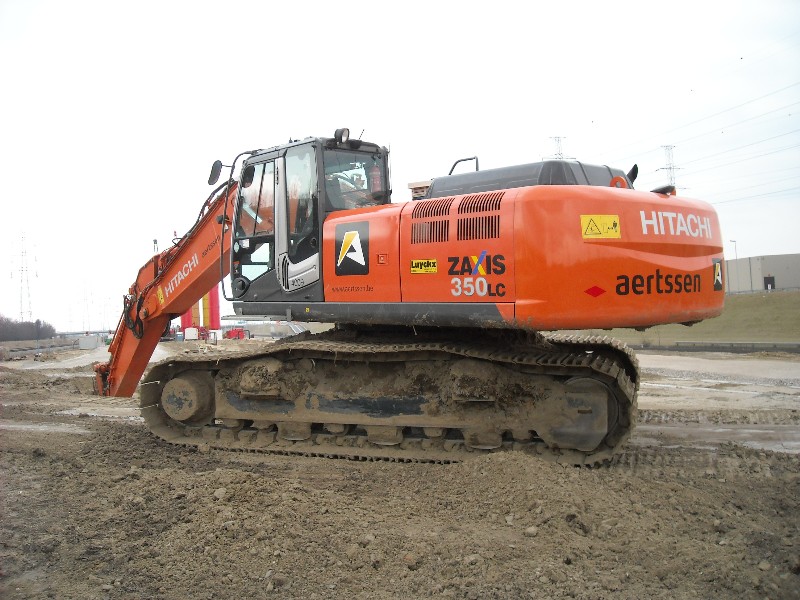 Aertssen Hitachi Zaxis 350 (3).jpg