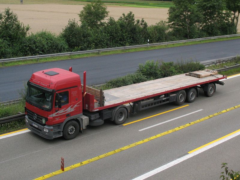 MB-Actros-1846-Hilf_20090803_001.jpg
