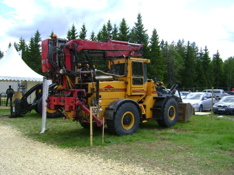 pala gommata scania Attachment