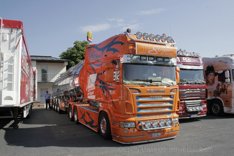 Scania_R500_V8_R.Singer002.jpg