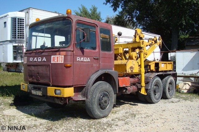 Raba U22.230 DFA 6x6 Wrecker 01.jpg