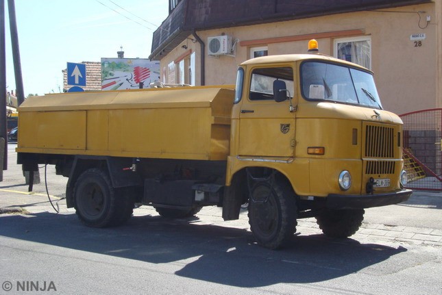 IFA W50 L 4x2 CAK 01.jpg