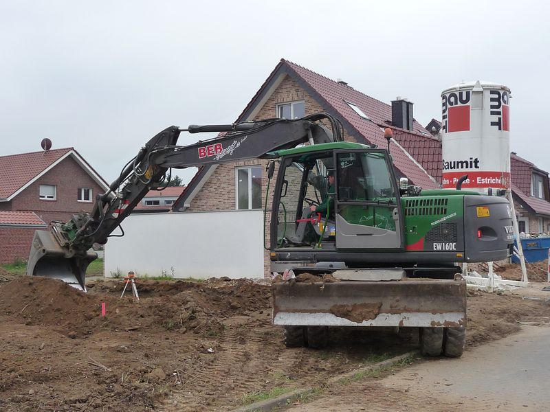 Volvo EW160C, BEB (3).jpg