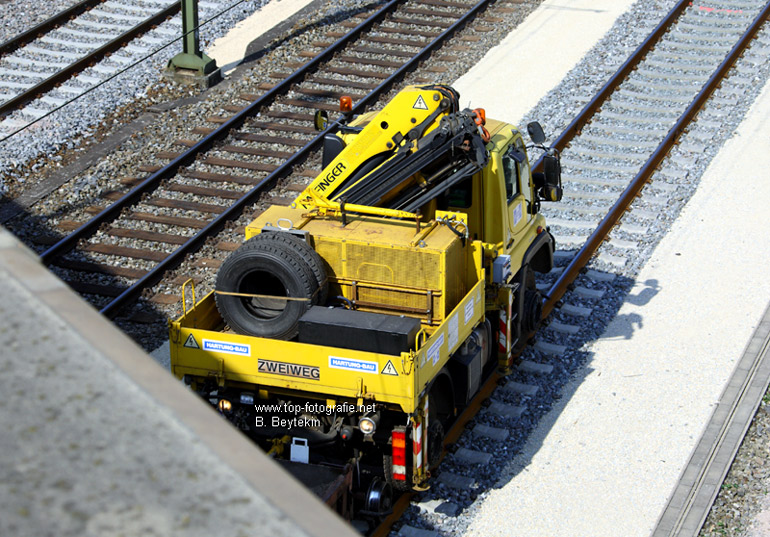 Unimog_U400-2-Wege_4.jpg