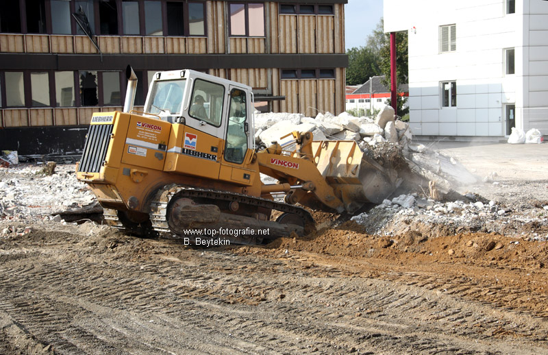 Liebherr_LR632_1.jpg