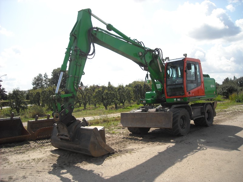 BAM Robex 170 W-7 (1).jpg