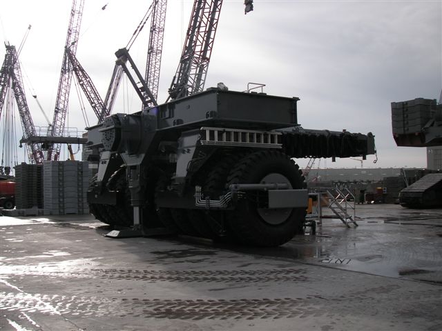 Liebherr 009.jpg