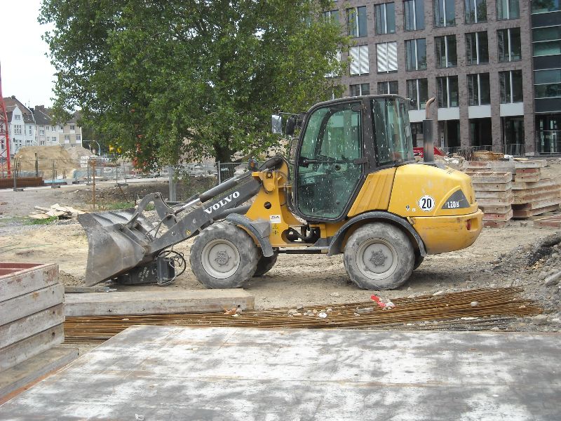 Volvo L 20 B (4).jpg