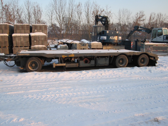 LKW2 003.jpg