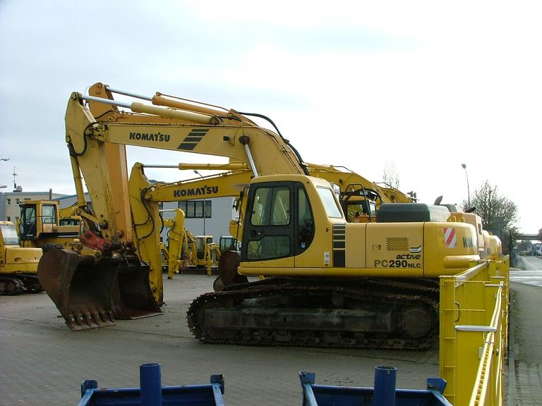 escavatore komatsu Attachment