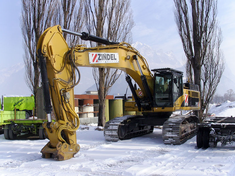Cat 345C Zindel (1).jpg