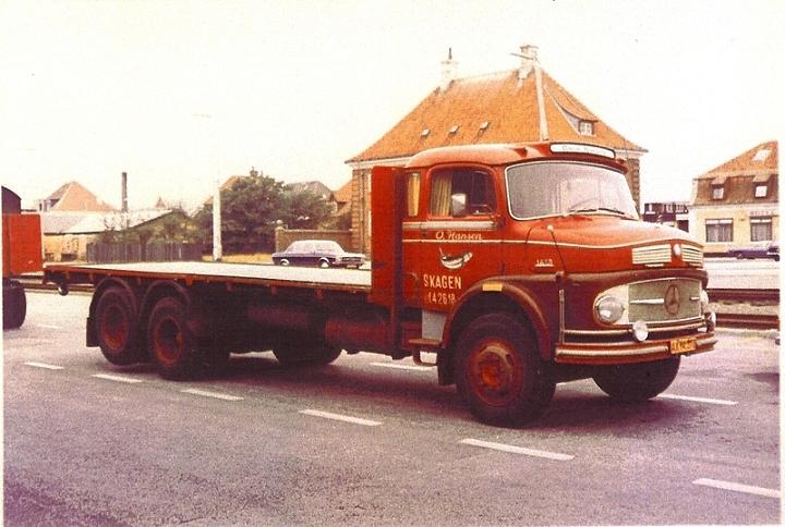 Mercedes 1413 Skagen c.jpg