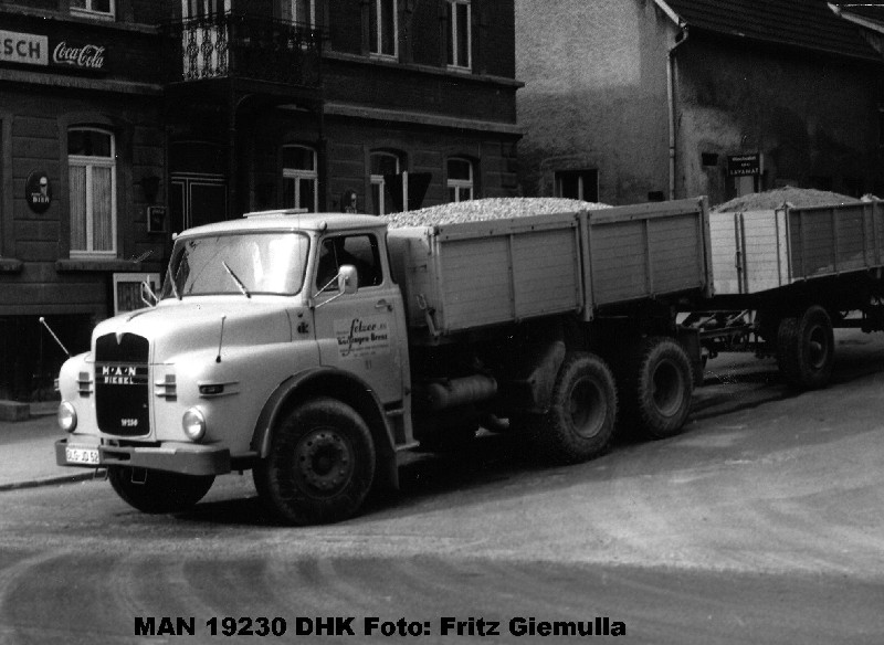 1LKW-017.jpg