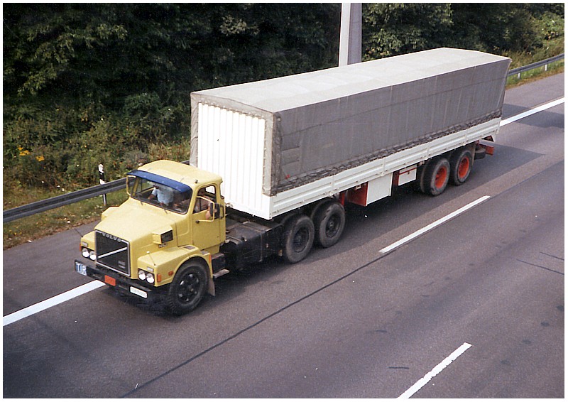 Volvo N Orient.jpg