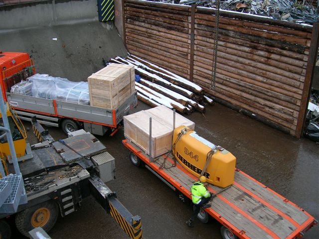 Aufbau Turm Bagger E944 024.jpg