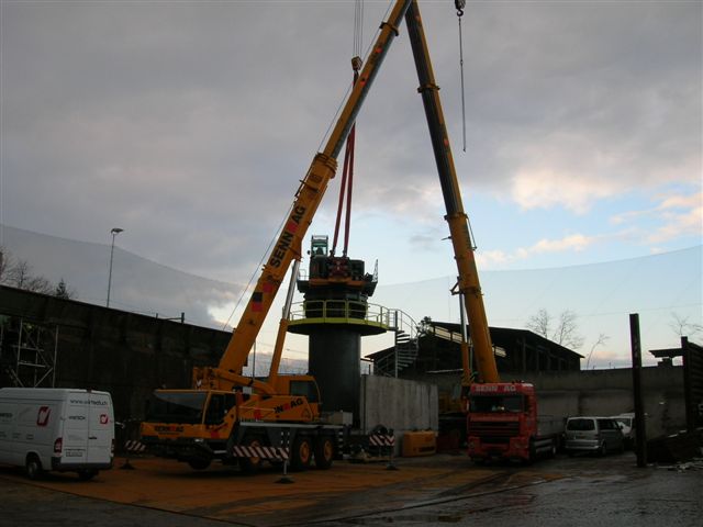 Aufbau Turm Bagger E944 037.jpg