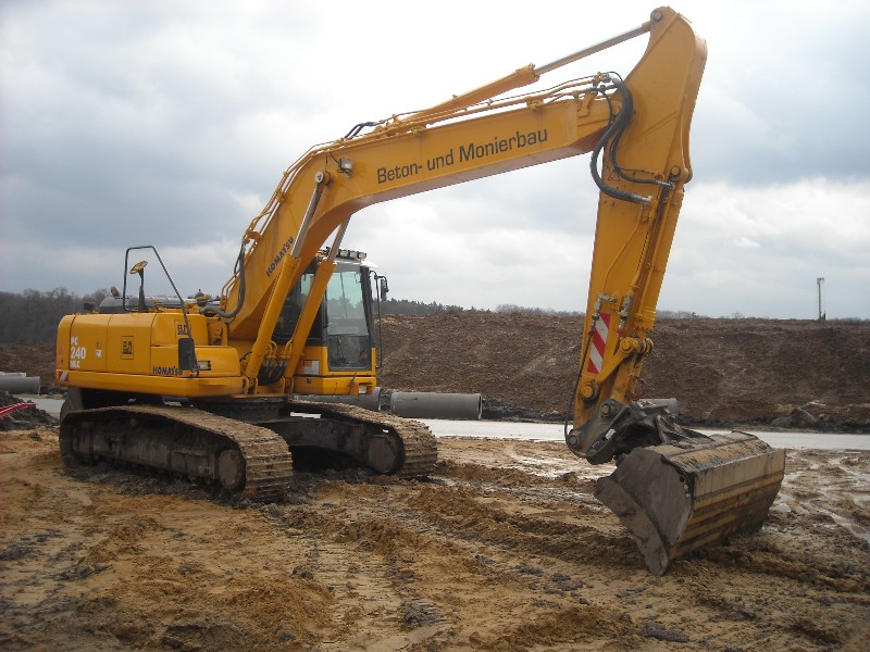 B & M PC 240-8 (4).jpg