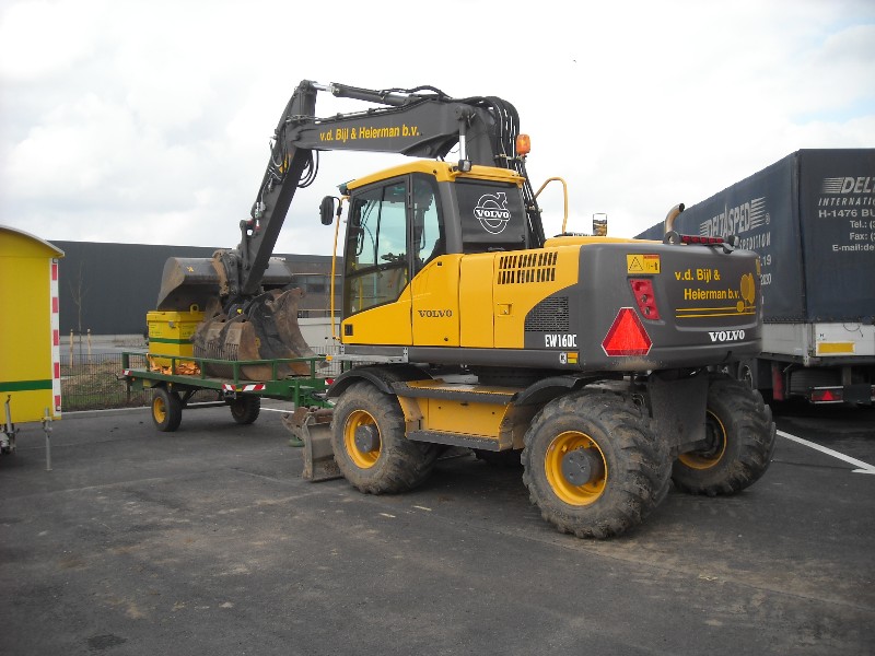 B & H EW 160 C (3).jpg