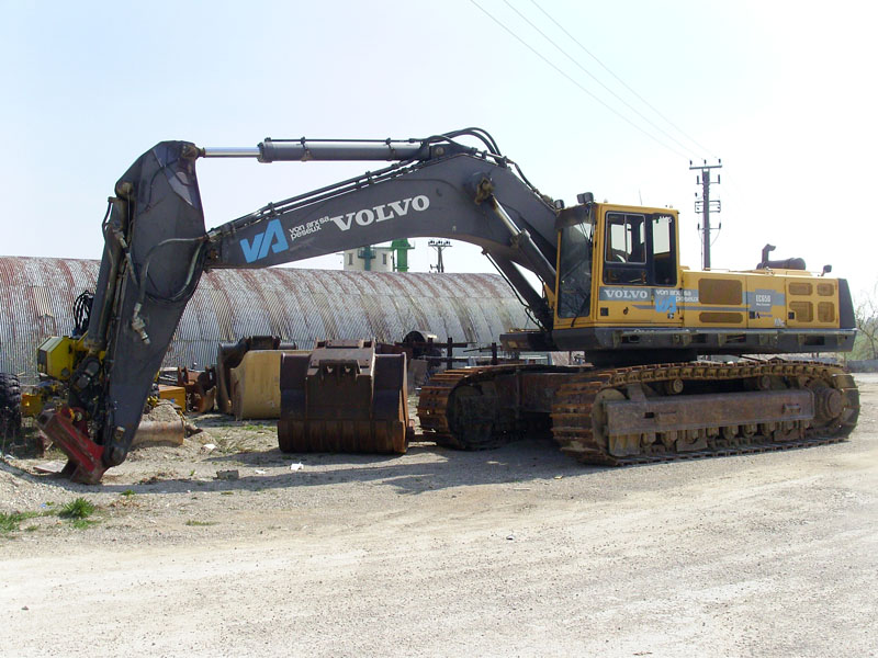 Volvo EC650 (4).jpg