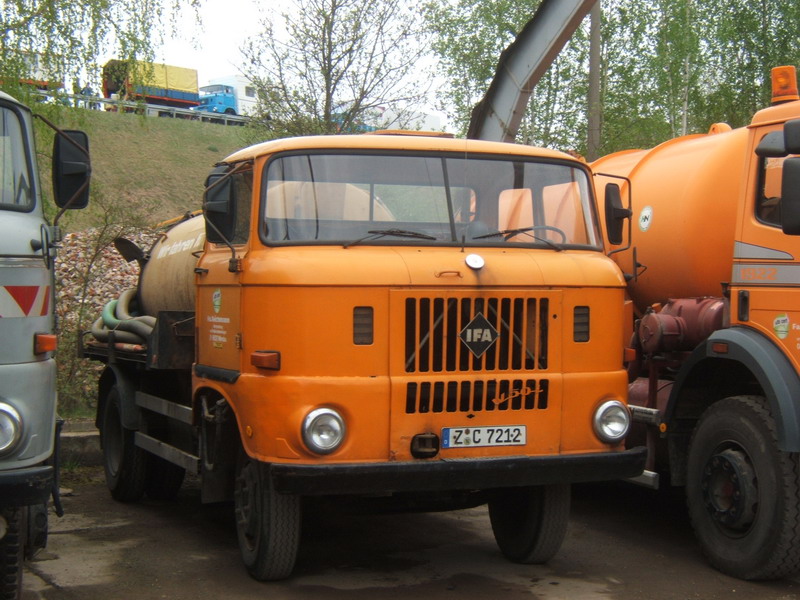 w 50 tank1.jpg
