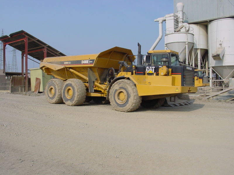 dumper_catd400.jpg