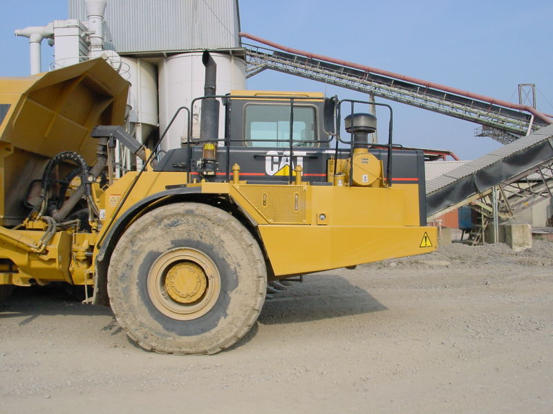 dumper_catd400_bild5.jpg