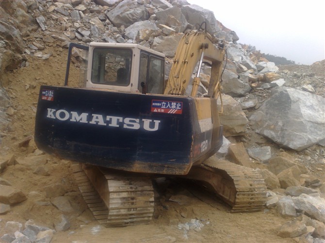 KOMATSU  PC120-5 excavator (3).jpg