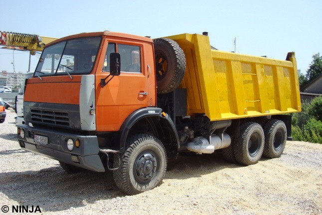 Katasi_5526_6x6.2_S1_06.jpg