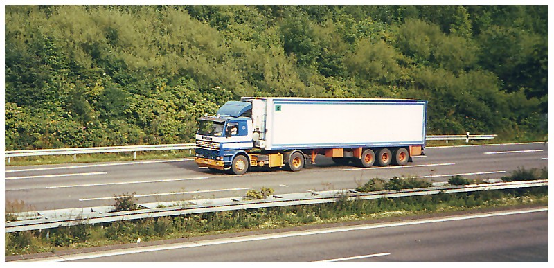 Scania 142 M GR.jpg