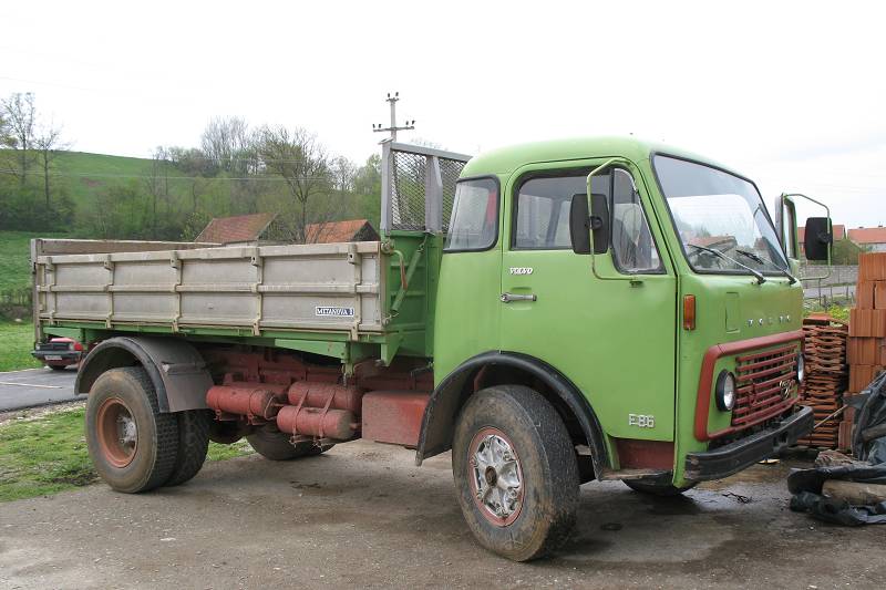 Volvo F86 a.jpg
