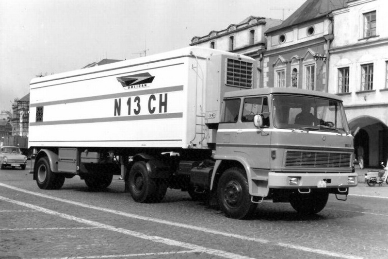 LIAZ + N13 CH.jpg